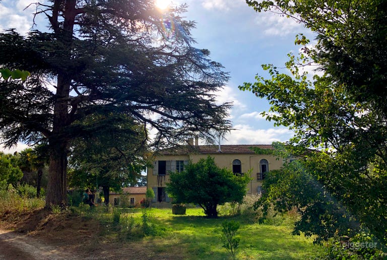  Vue de face en arrivant de Cedar-Avenue 