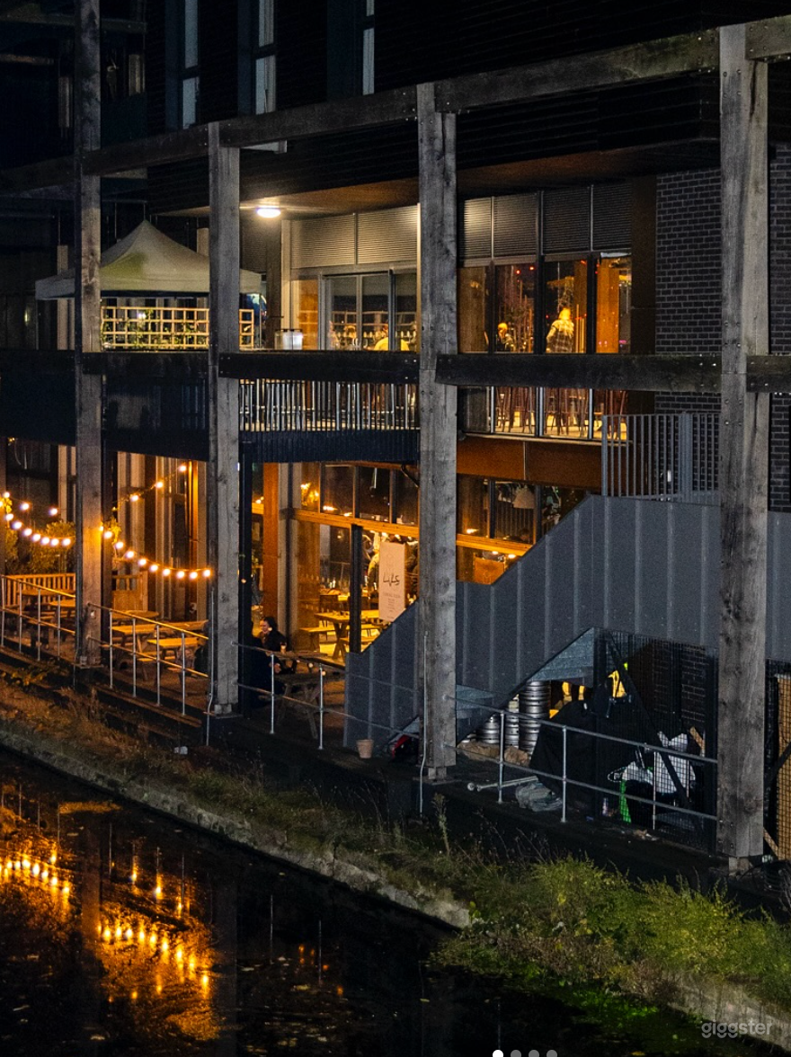 Outdoor Canal Area Photo 4