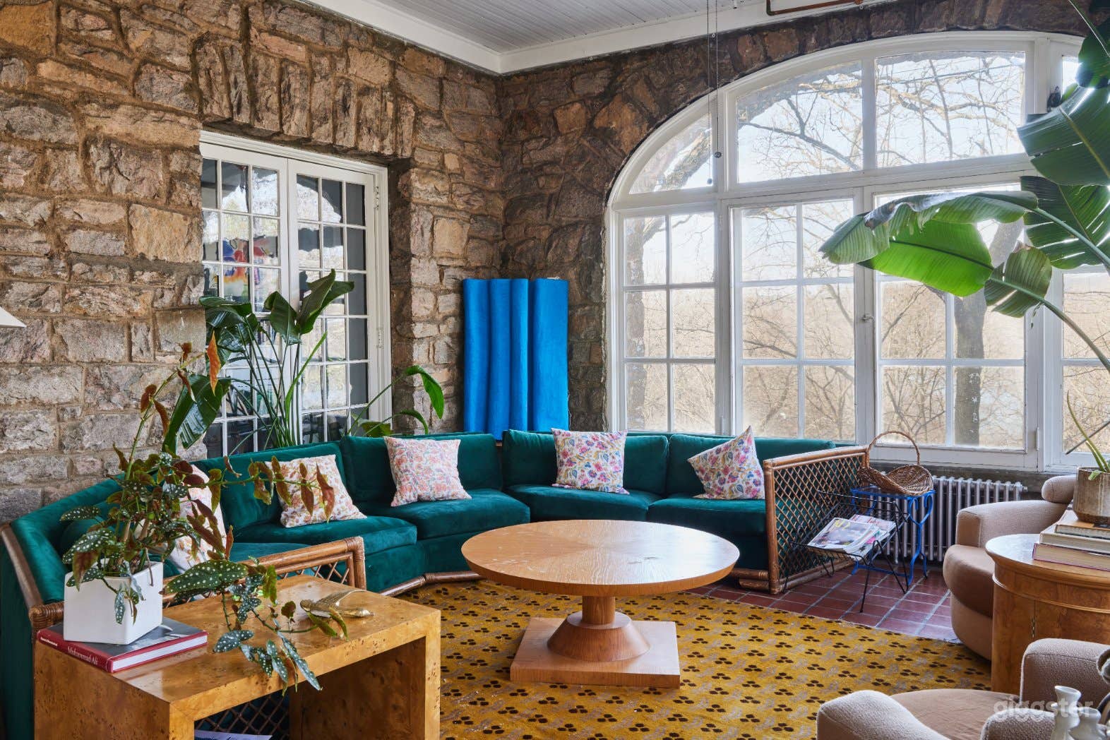 Majestic 8,900 sqft Home in Hastings-on-Hudson Photo 2