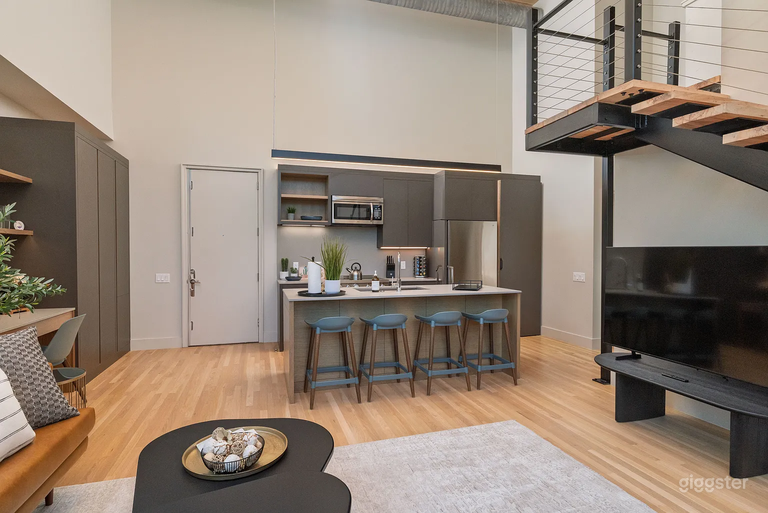  Stylish City Loft near All the Action! 