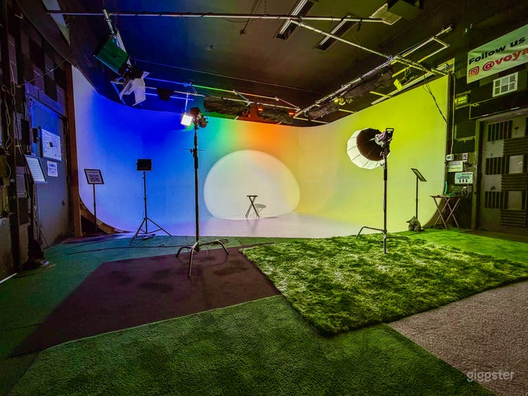  Large Professional Video Production / Photo Studio 