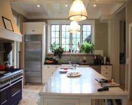  Elegant & upscale home w/wood-paneled rooms 