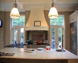  Elegant & upscale home w/wood-paneled rooms 