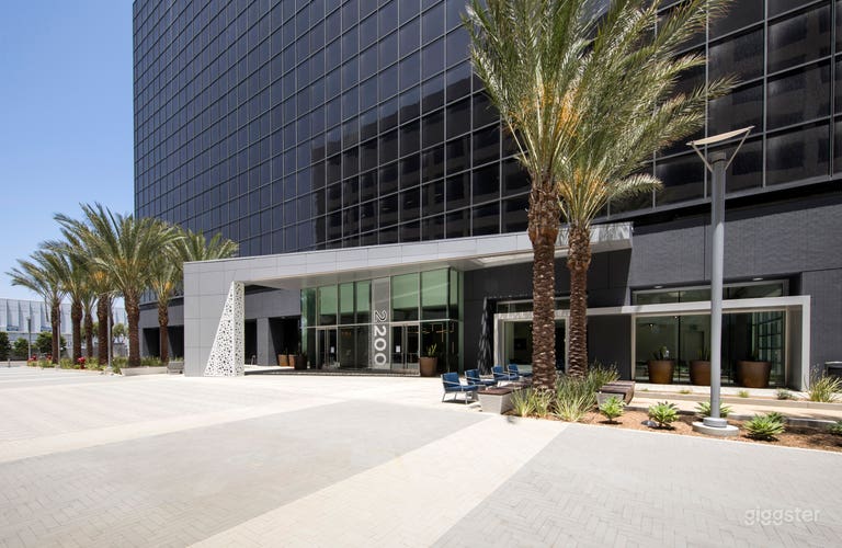  Flyte Open Space Plaza 