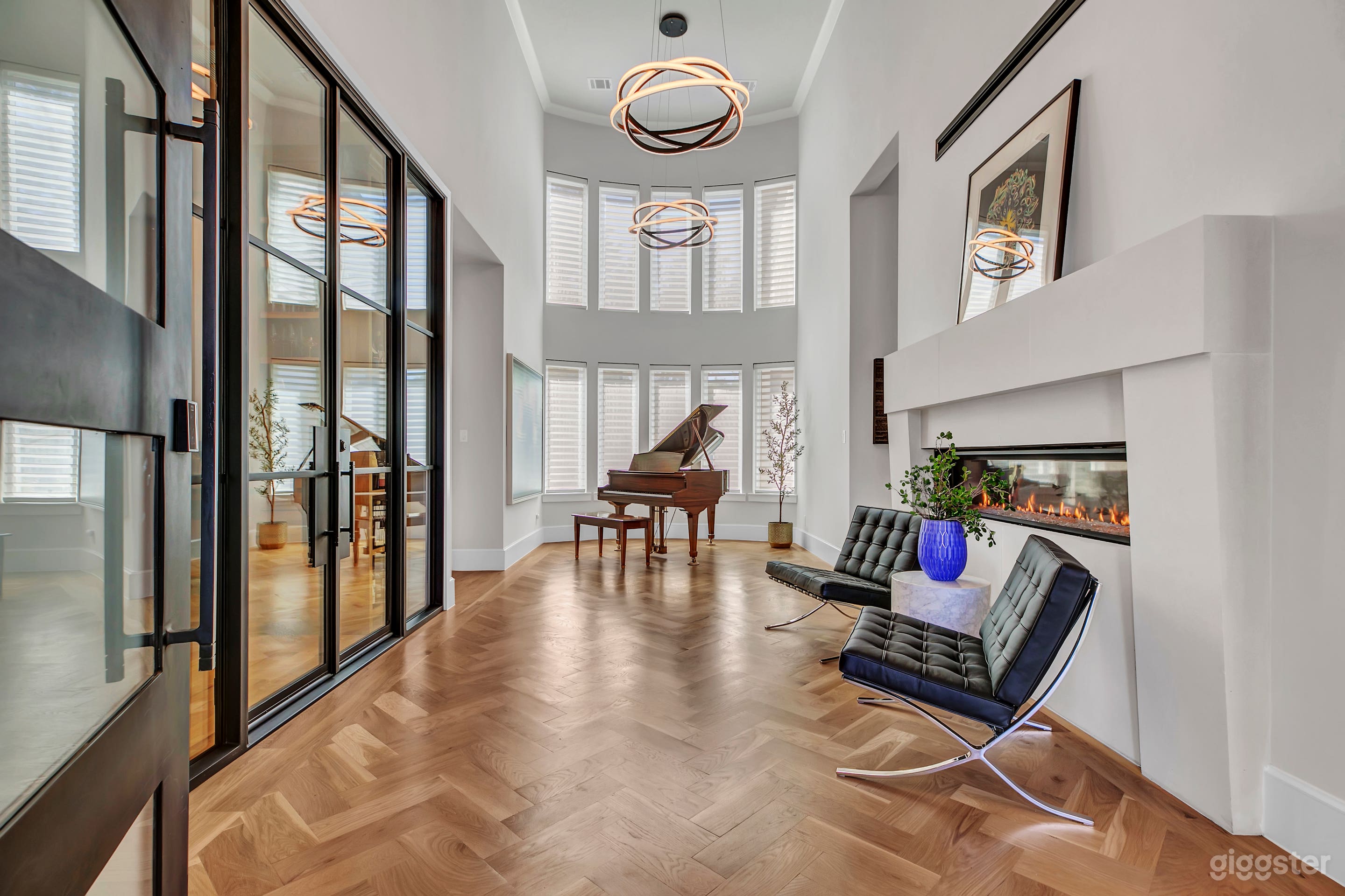 Award-Winning Custom Home in North Texas Photo 1