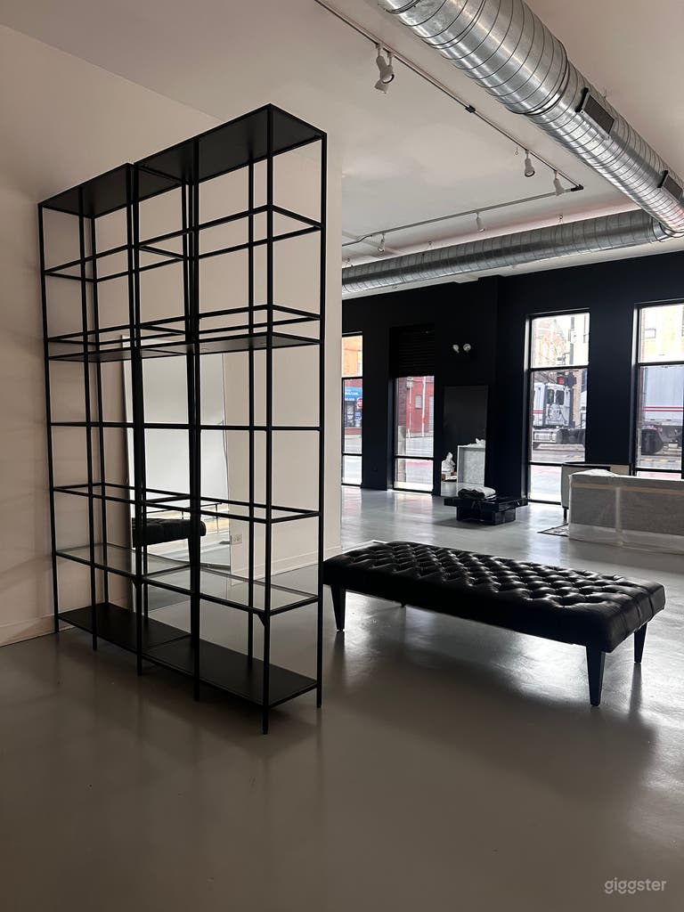  Spazio Retail e Creativo Elevato 