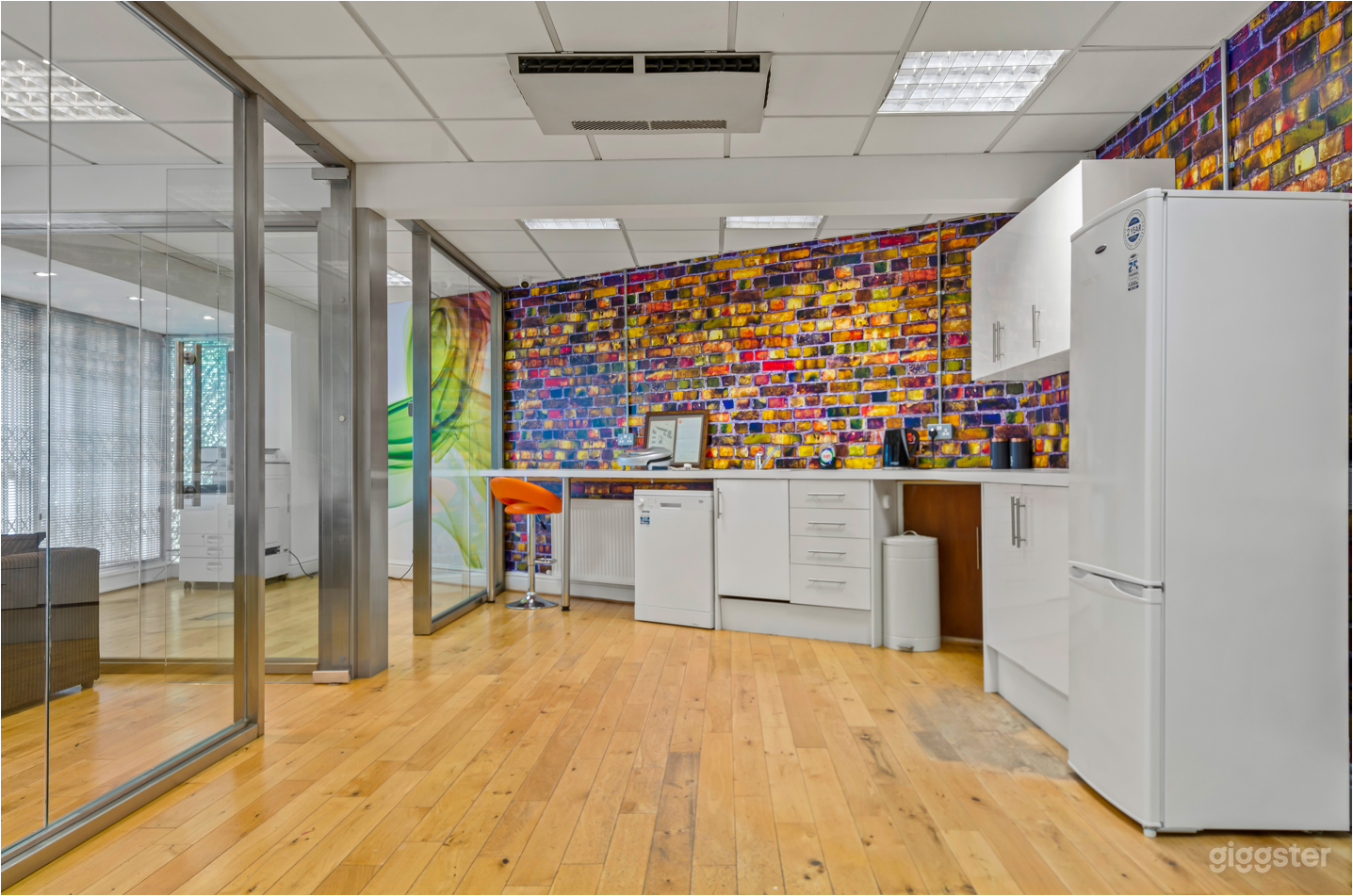 Grade II listed Work Hub Building in Leeds Photo 4