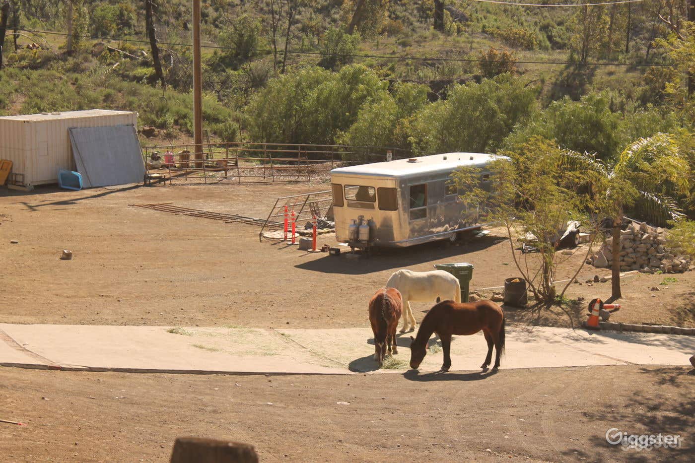 Ranch Pool Rental in Malibu Hills Photo 3