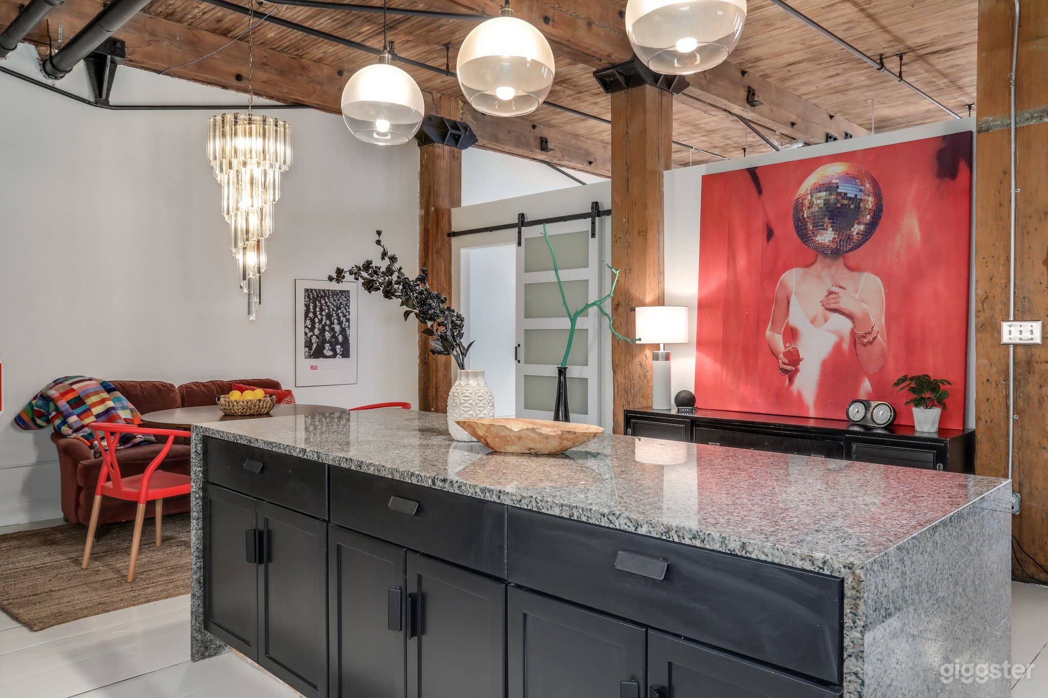 Design-Focused Loft 🥂 Event + Production Space Photo 4