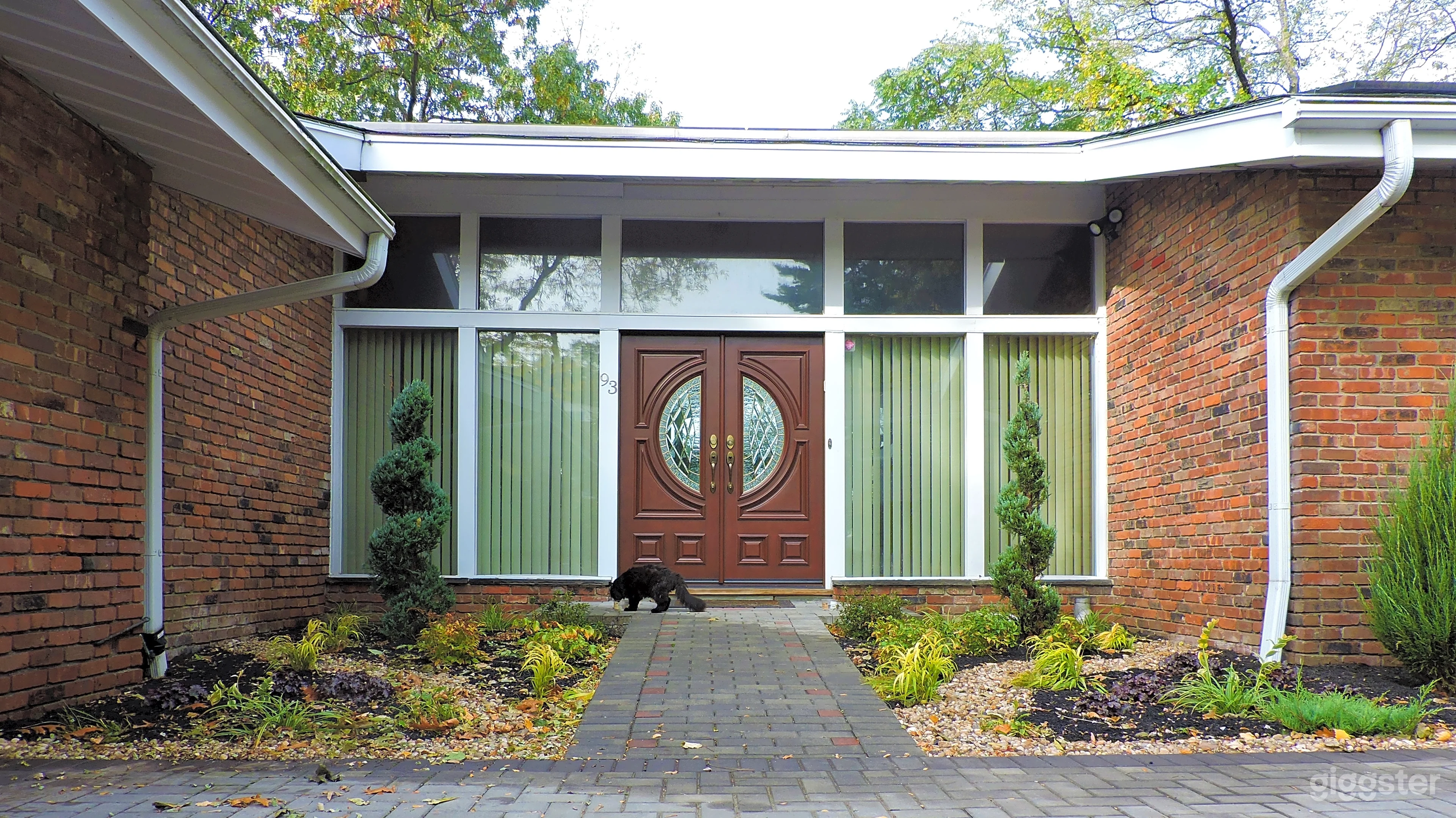 A True Masterpiece with a Scenic River View Photo 1