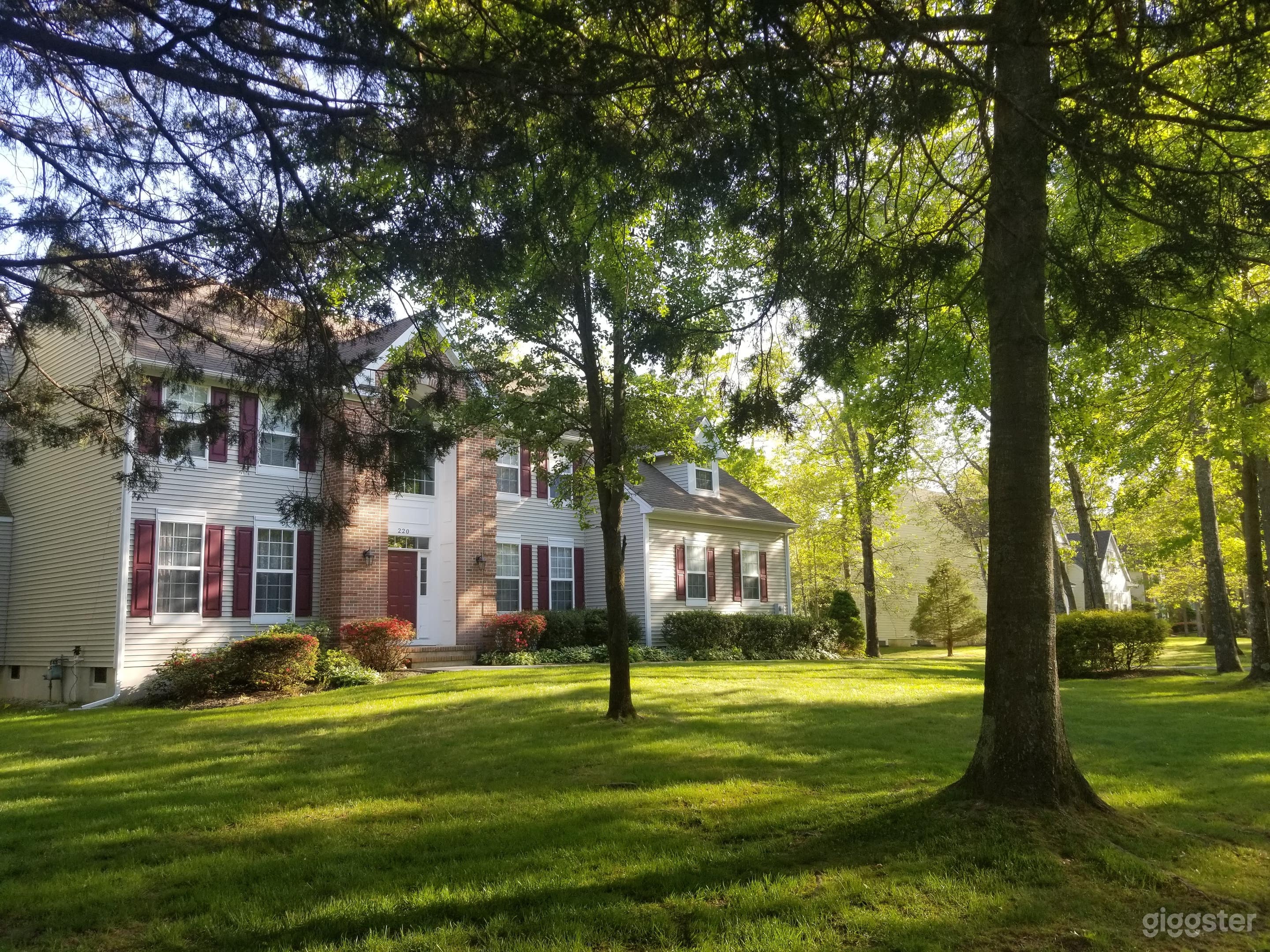 Authentic antique Italian master bedroom Photo 1