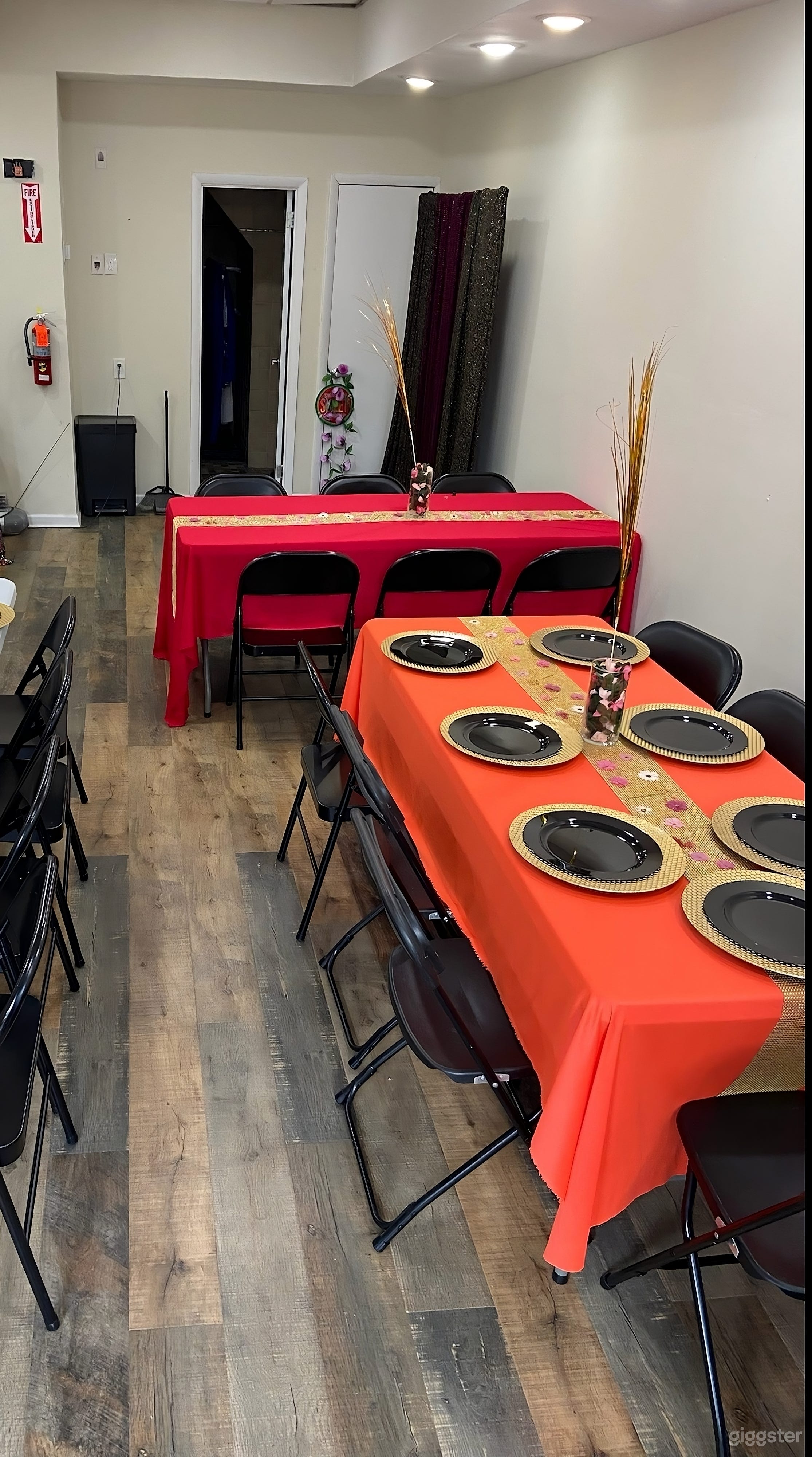 COZY  INTIMATE SPACE Photo 3