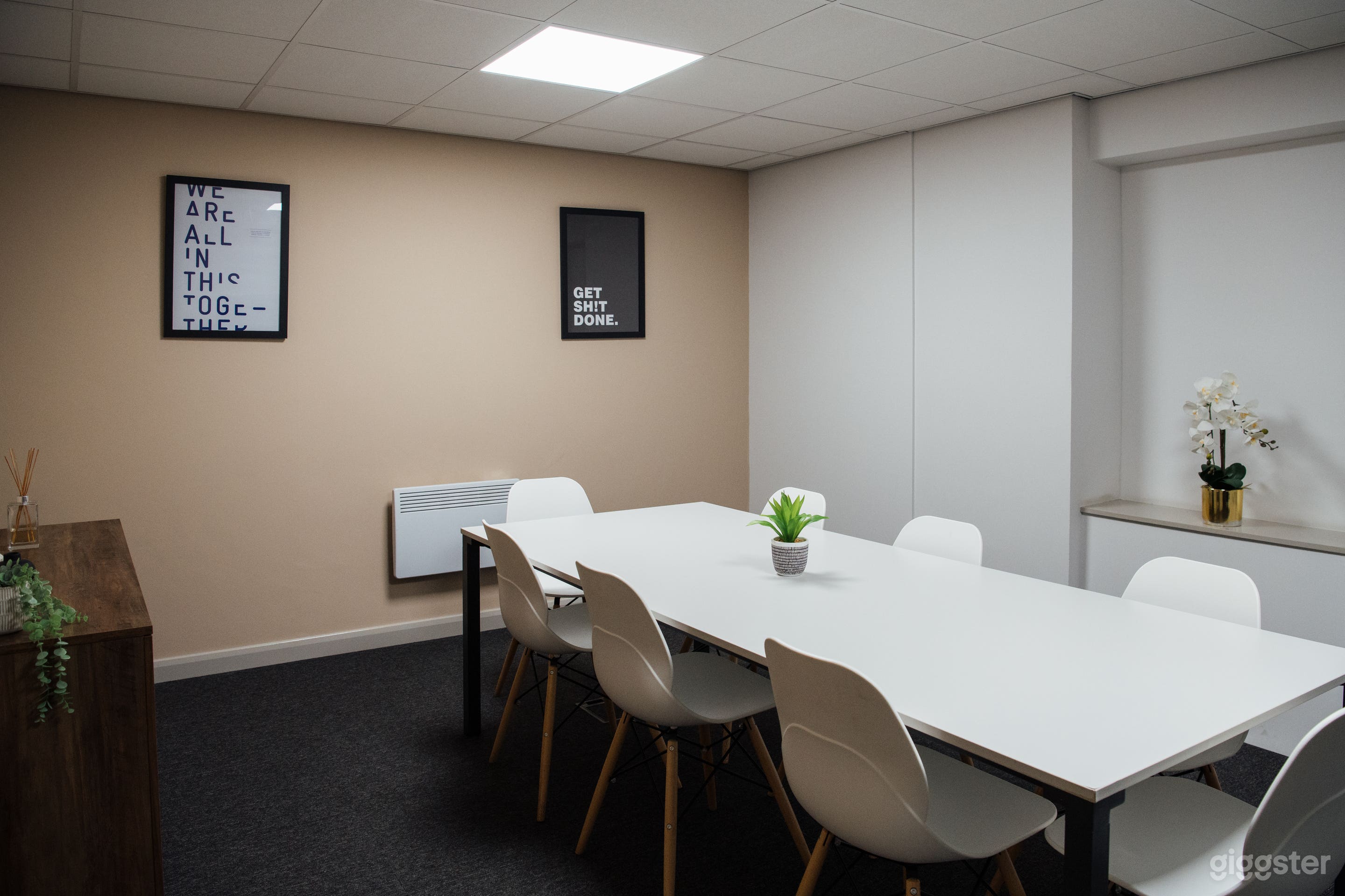 The Sheaf Suite Photo 2