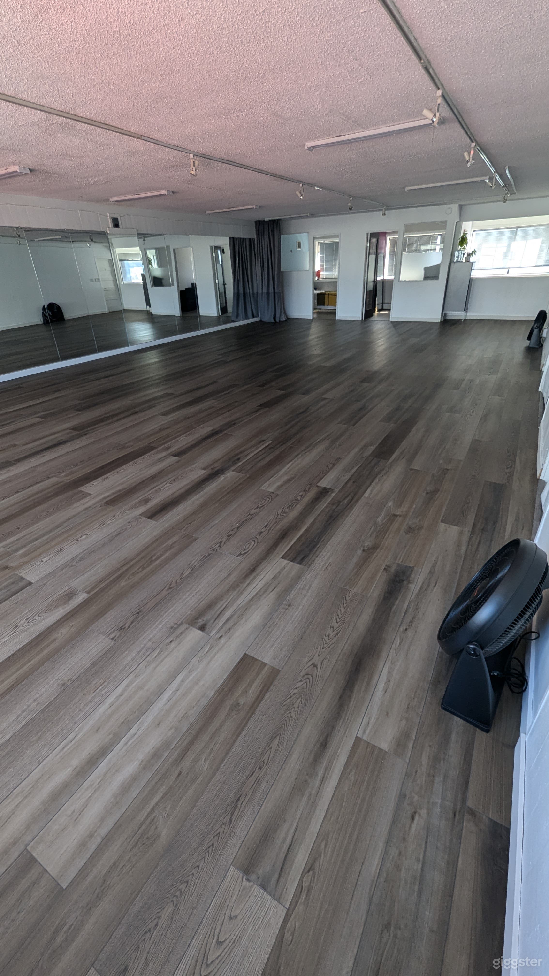 Breathwork, meditation, stretched and mindful movement classes 