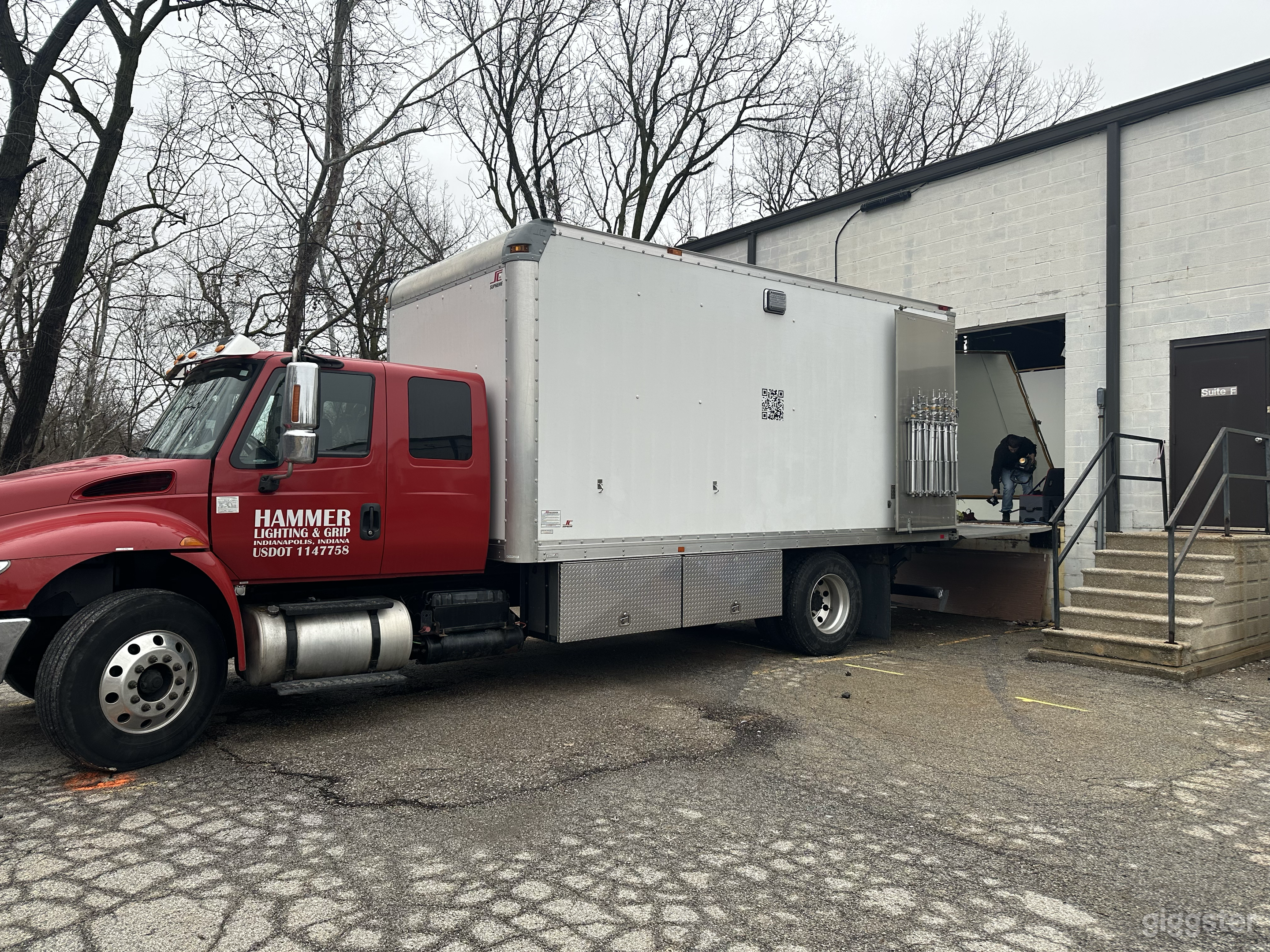 Drive Up Ramp and 48" Dock Door