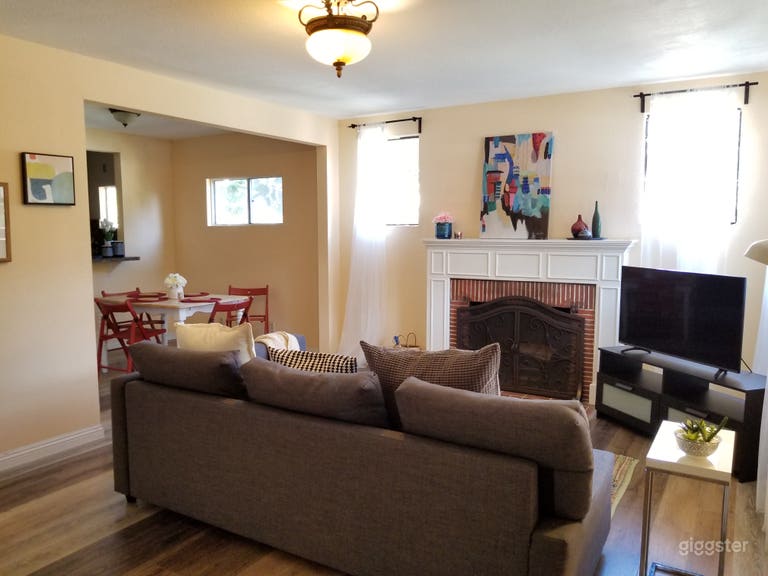  Large 5 Bedroom 5 Bath House Large Backyard 