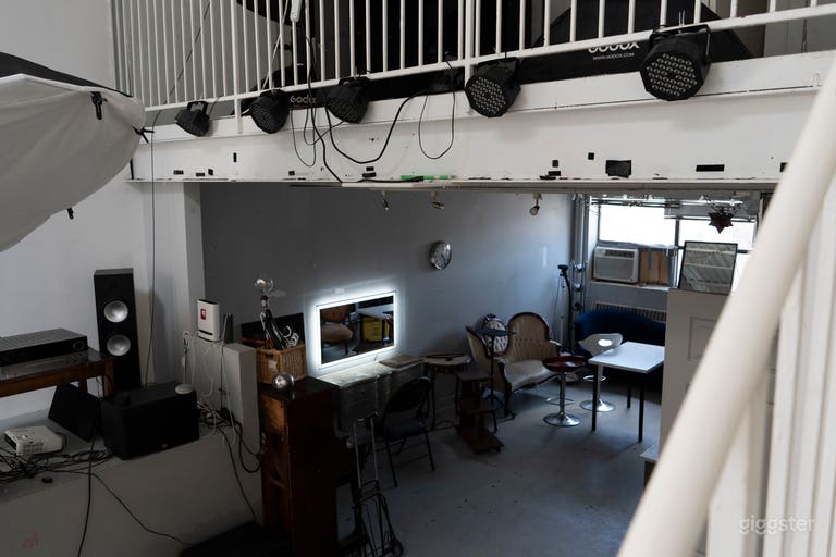  Leslieville Loft Studio • EVENT • PHOTO • VIDEO 