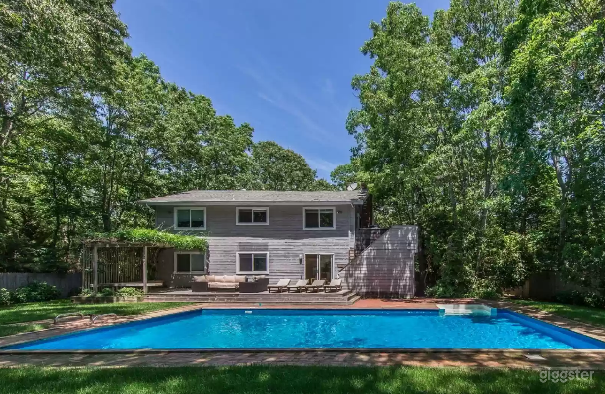 Edge of Paradise Contemporary Home Photo 1