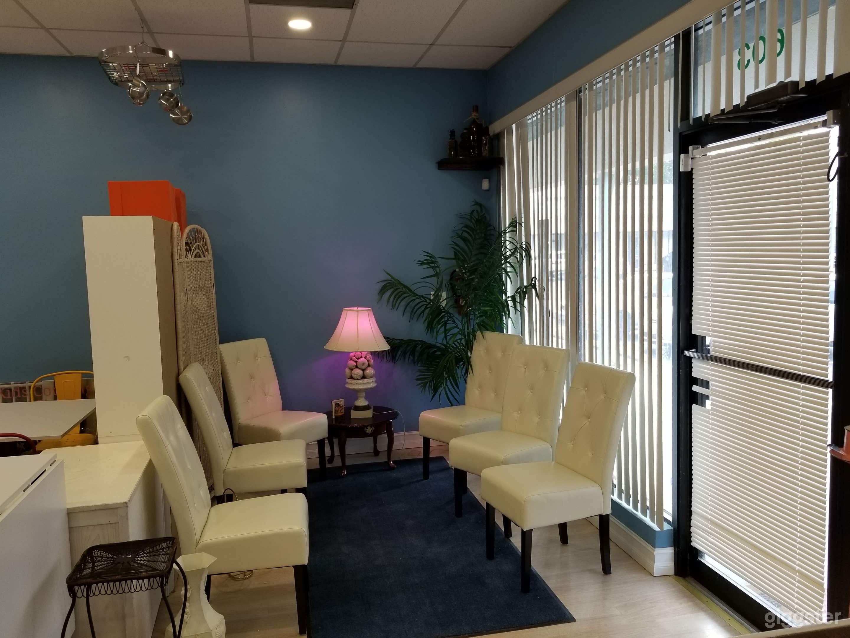 Bold, Bright, &amp; Spacious Rental Space For Rent Photo 4