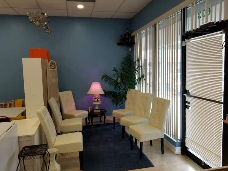  Bold, Bright, & Spacious Rental Space For Rent 