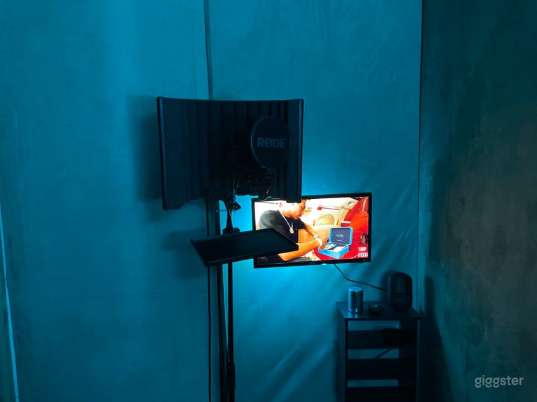  Recording & Photography/Videography Studio Space 