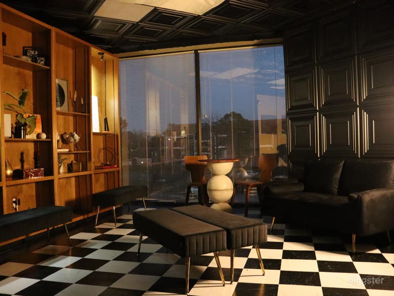  Modern Creative Studio & Intimate Event Space 