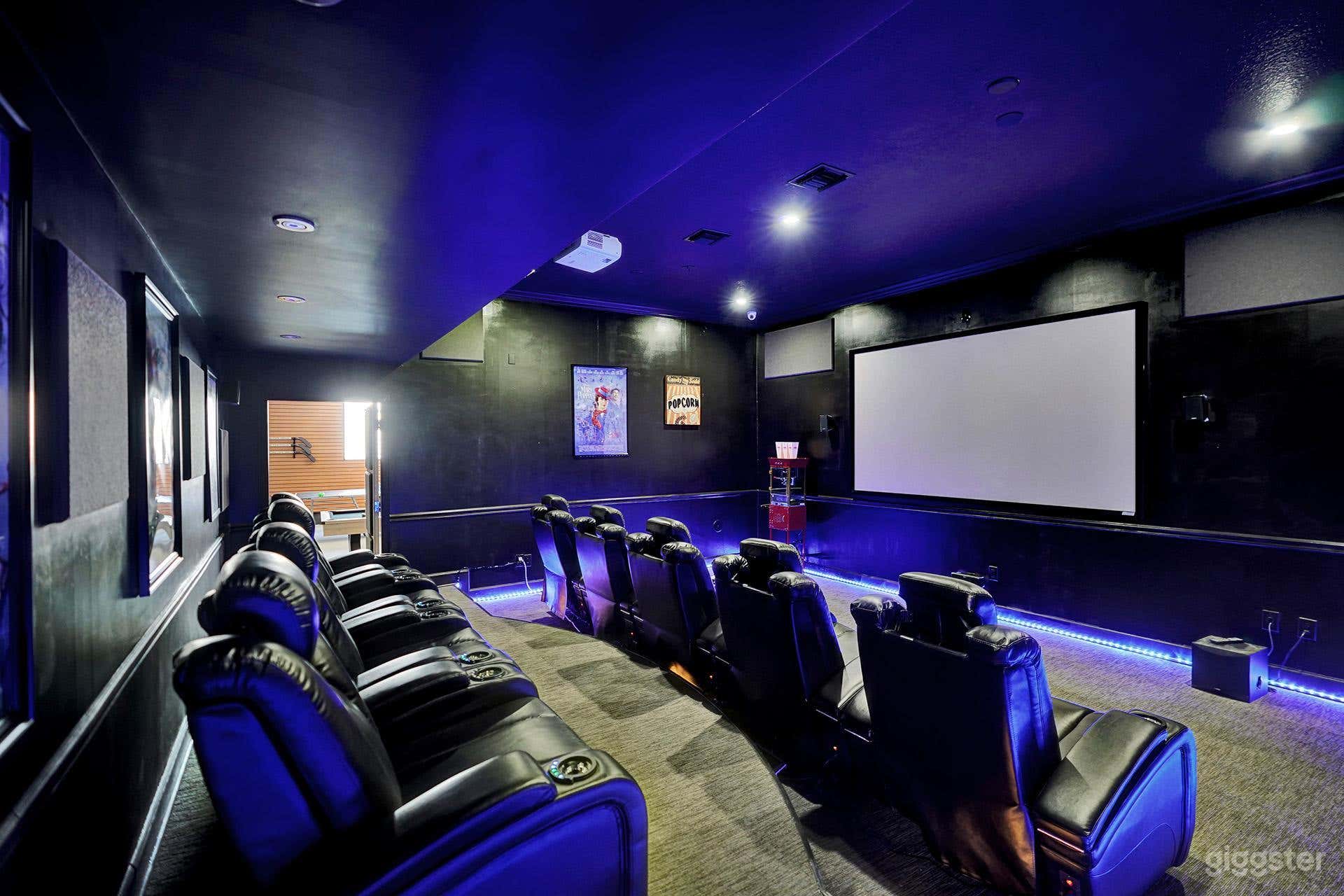 Fun Venue: Home Theater, Game Room &amp; Sports! Photo 4