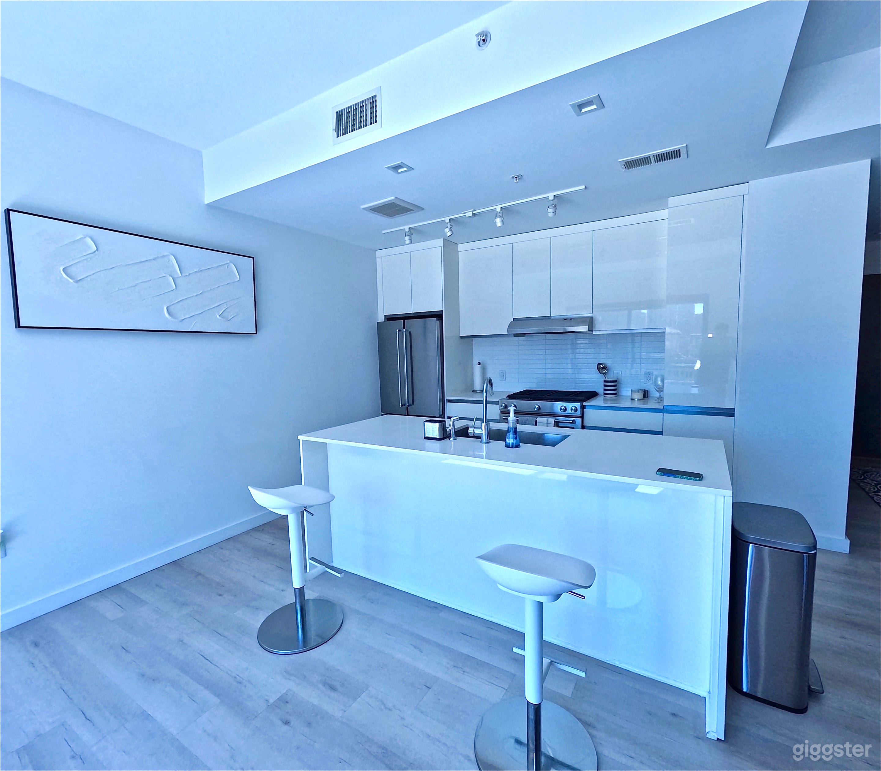 Midtown Condo in Front the Fox Theatre Photo 4