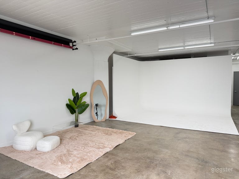  Open space minimalistic downtown studio 