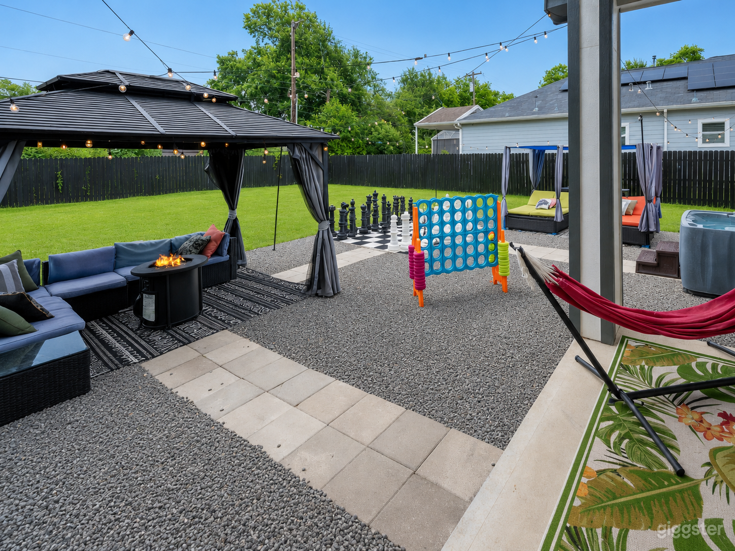 The Secret Garden | Home w/ 20 Foot Ceilings & Outdoor Oasis Photo 4