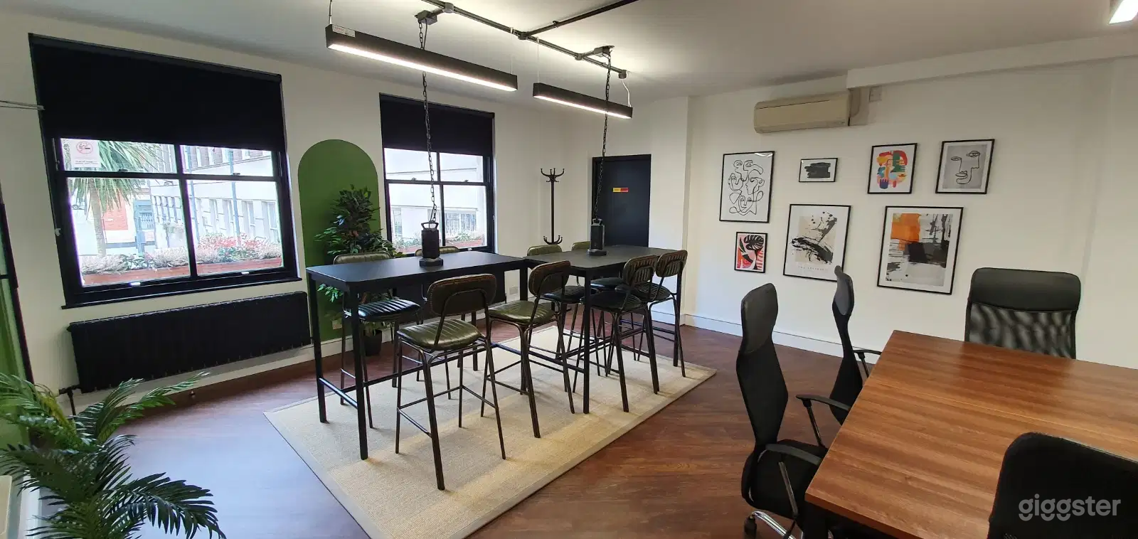 The Boardroom #8 Photo 2