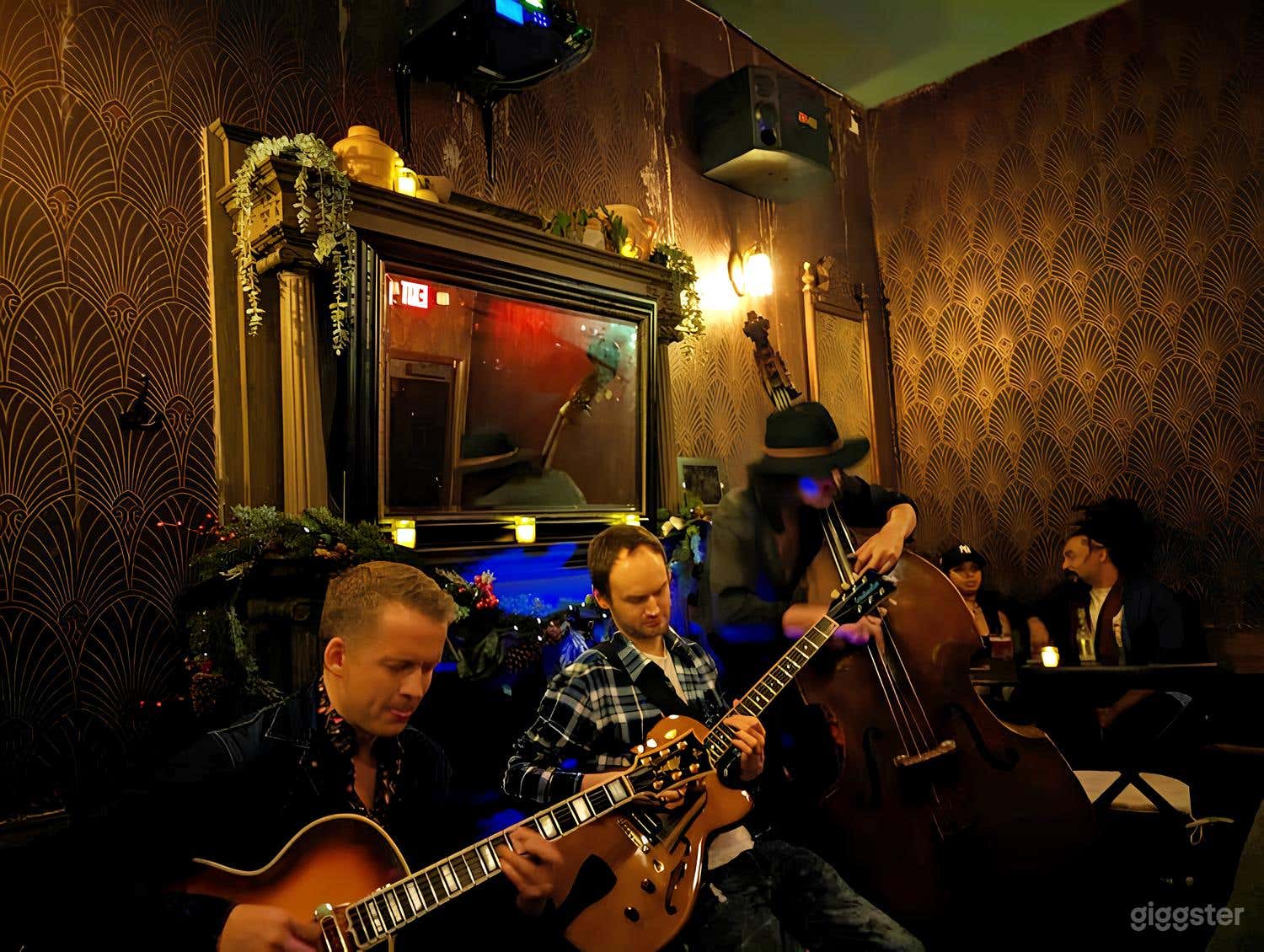 The Backroom Speakeasy Photo 3