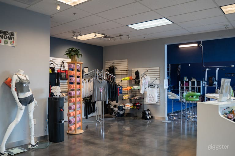  Well Equipped Fitness Studio in Las Vegas (Buyout) 