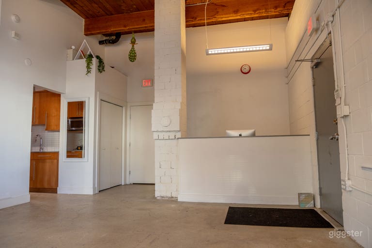  Multipurpose Railtown Studio  