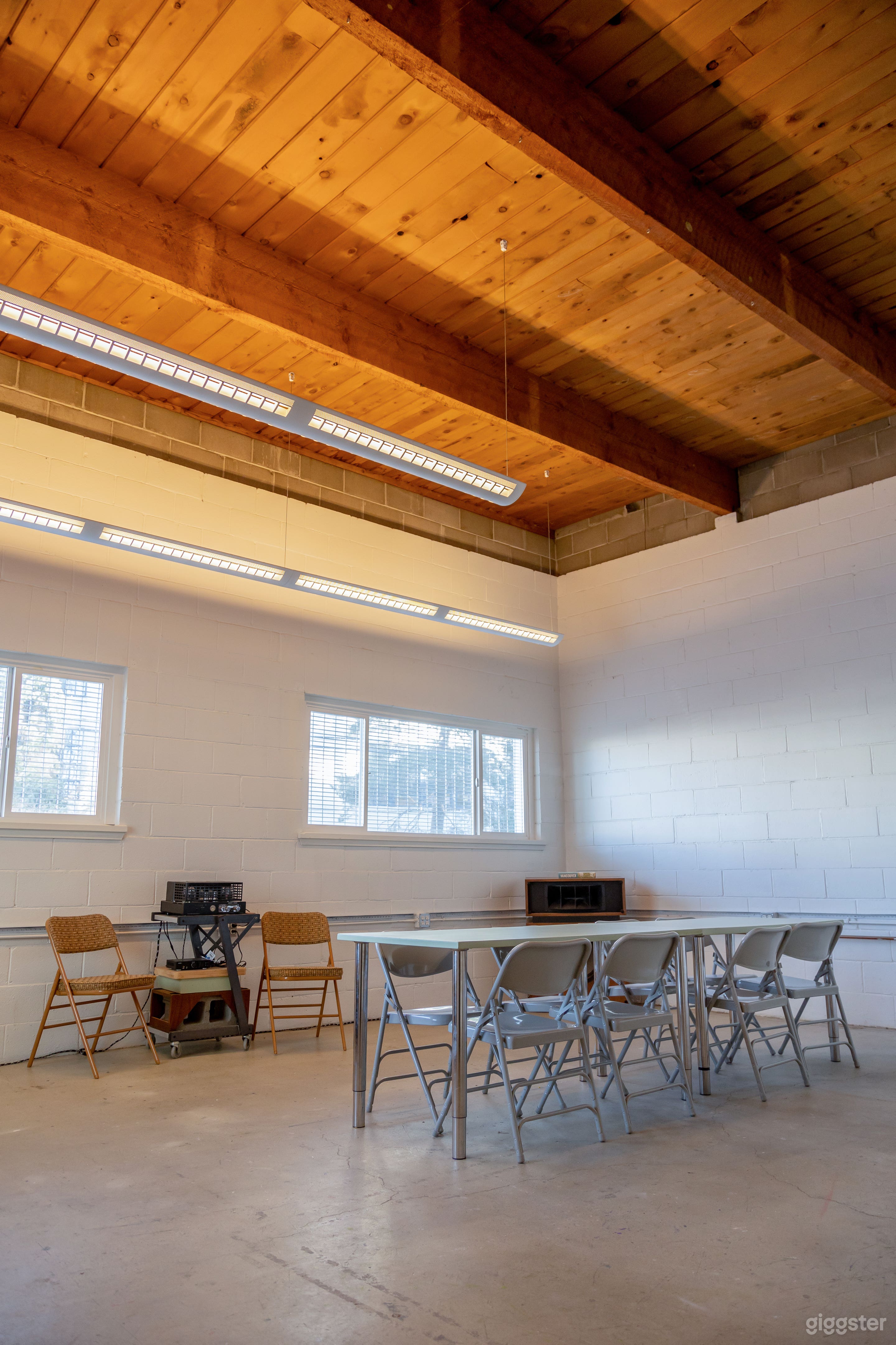 Multipurpose Railtown Studio  Photo 2