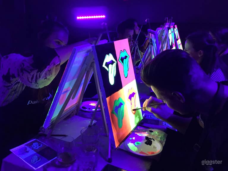  Glow In the Dark Party Lounge 