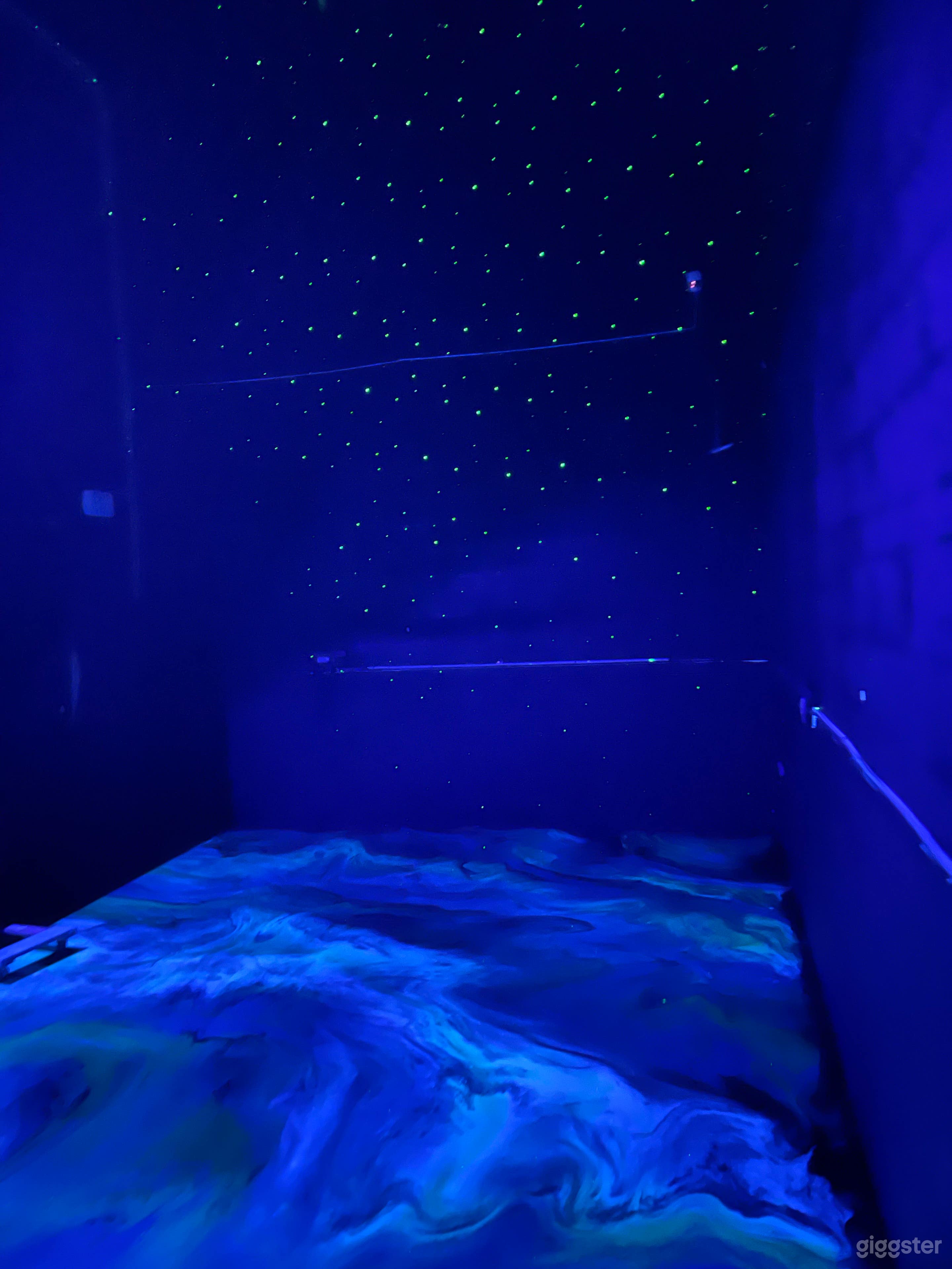 Glow In the Dark Party Lounge Photo 4