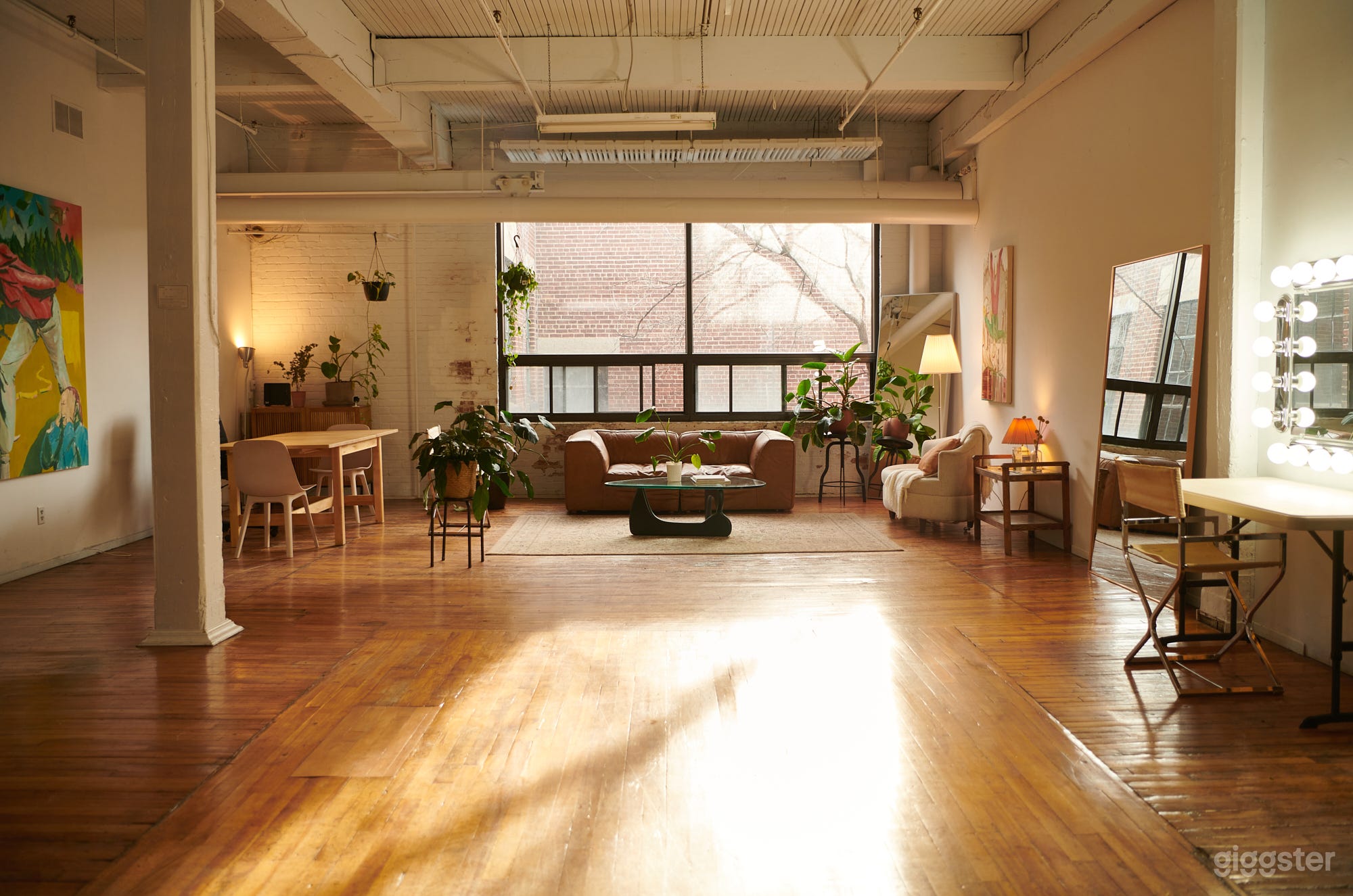 Photo Studio (St Henri) Montreal Photo 1