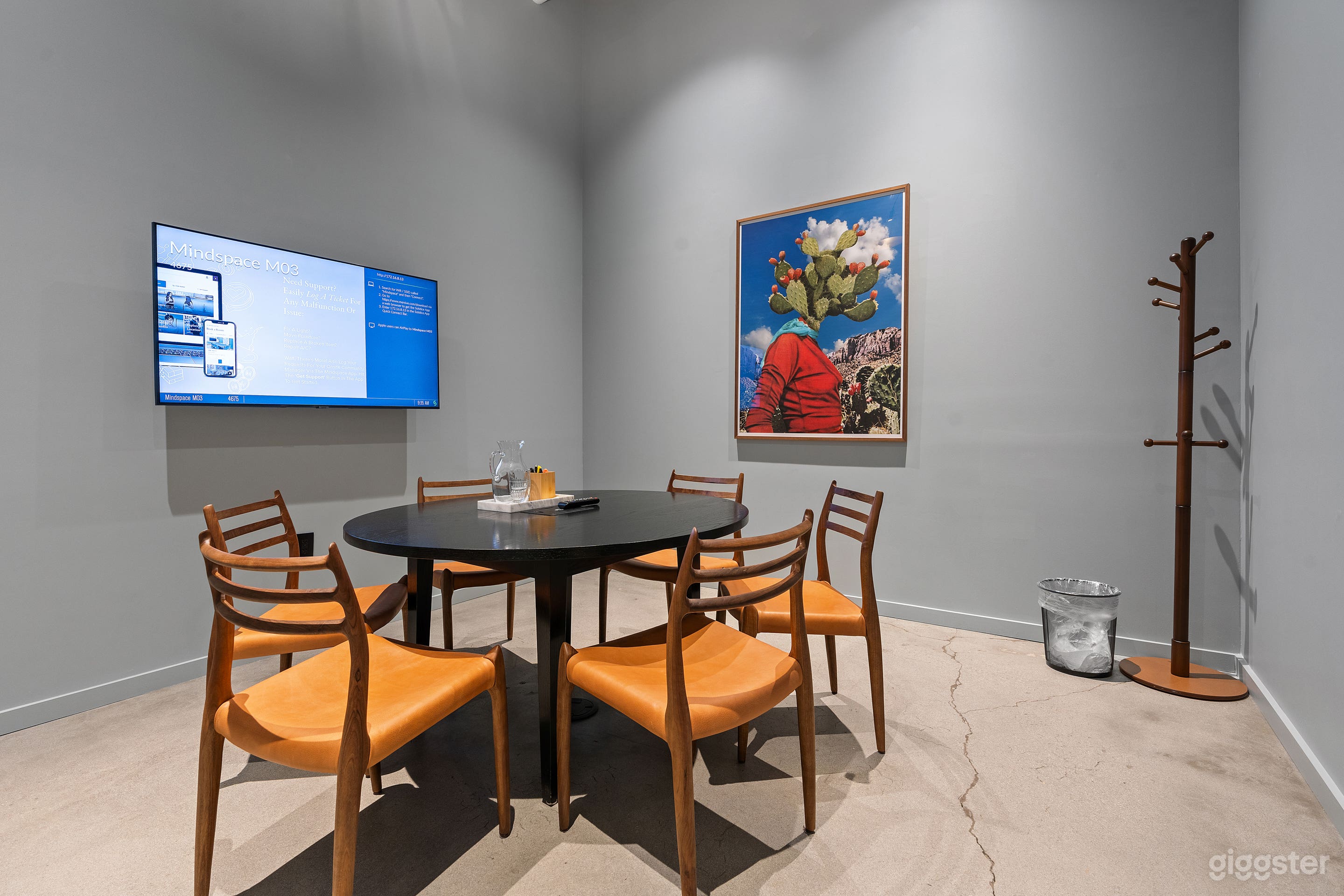 M3: Meeting Room for 6 in Boutique Office Photo 1