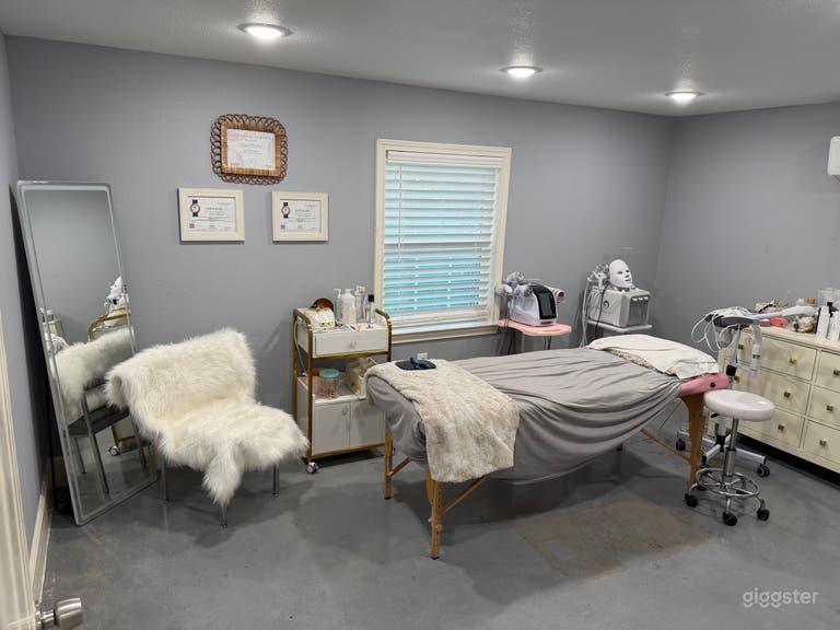  Privates Beauty- & Wellness-Studio – Massage, Nägel & mehr 