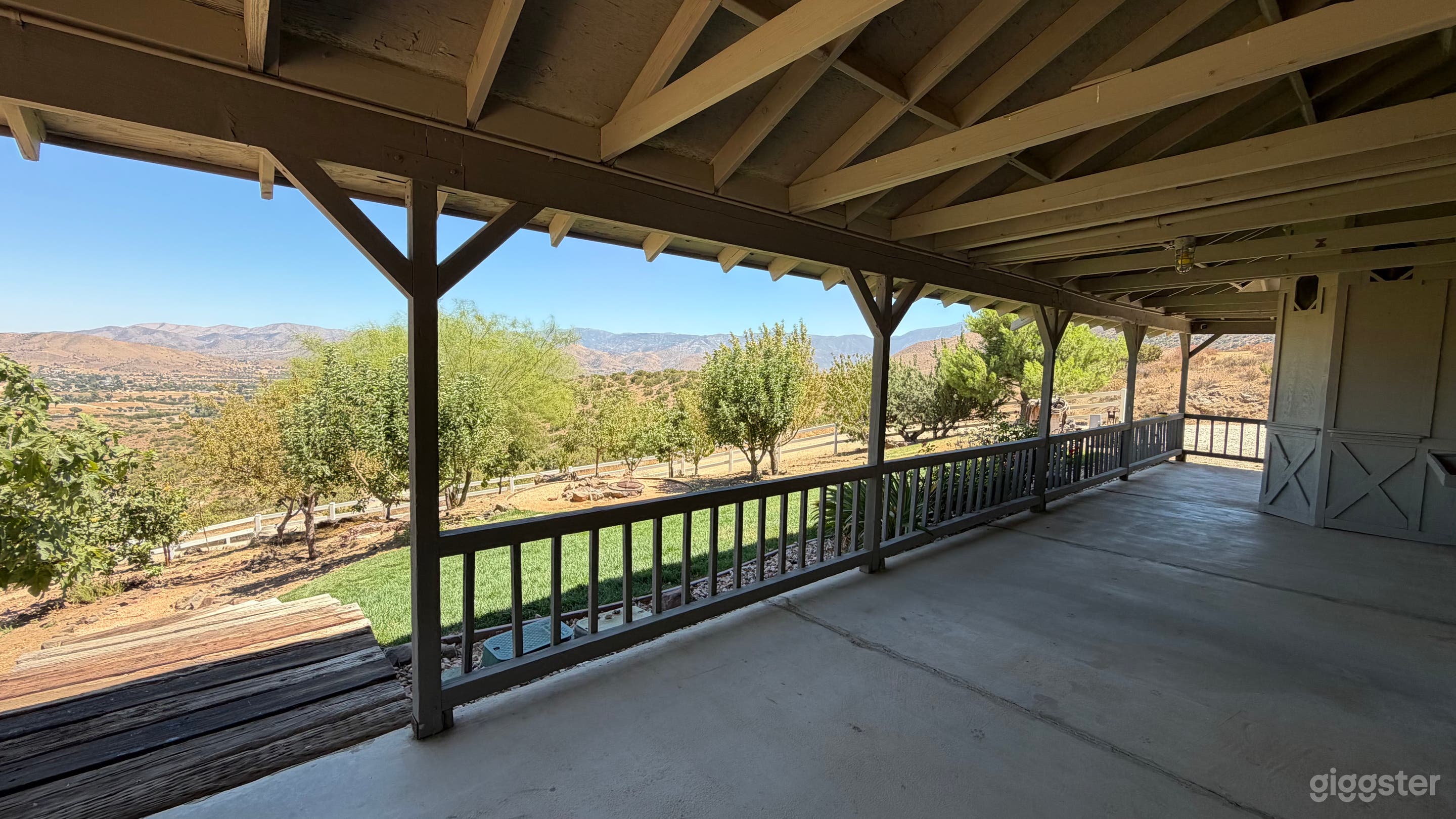 5.5 Acre Ranch Filming & Micro Event Location Photo 4