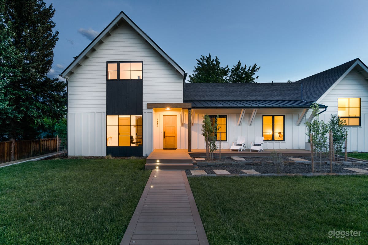 Modern Rustic Styled Farmhouse Photo 2