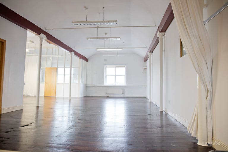  The South Studio Experience for Photoshoots 