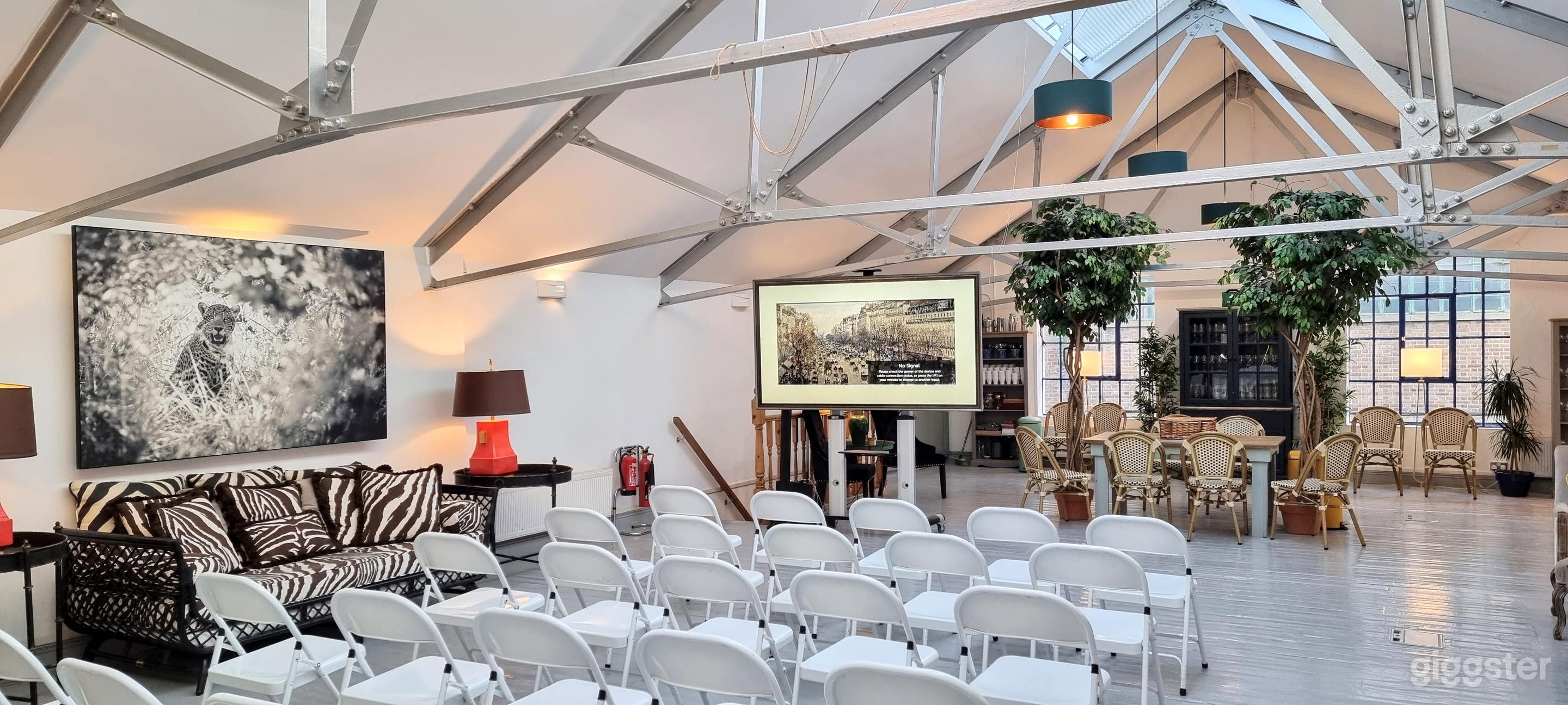 Lumiere London's L' Atelier Photo 4