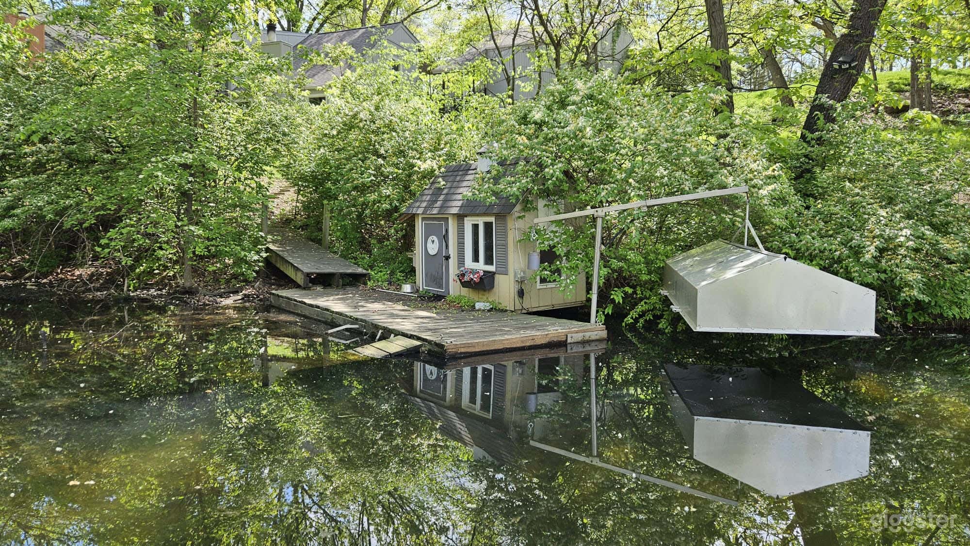 Lakeside Haven - Private Dock with Boat Photo 1
