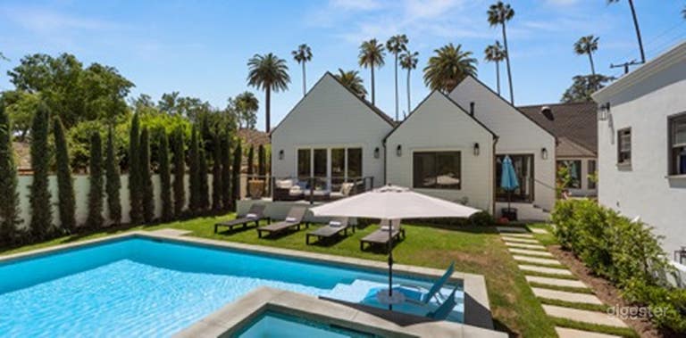  Magnifique piscine arrière-cour au cœur de Beverly Hills 