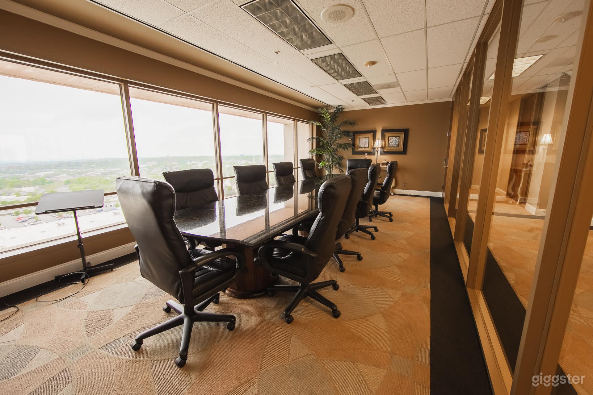 City View Room Photo 1