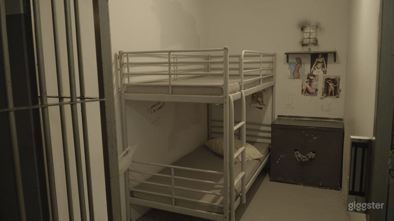  High Security Prison Escape Room (Full Buyout) 