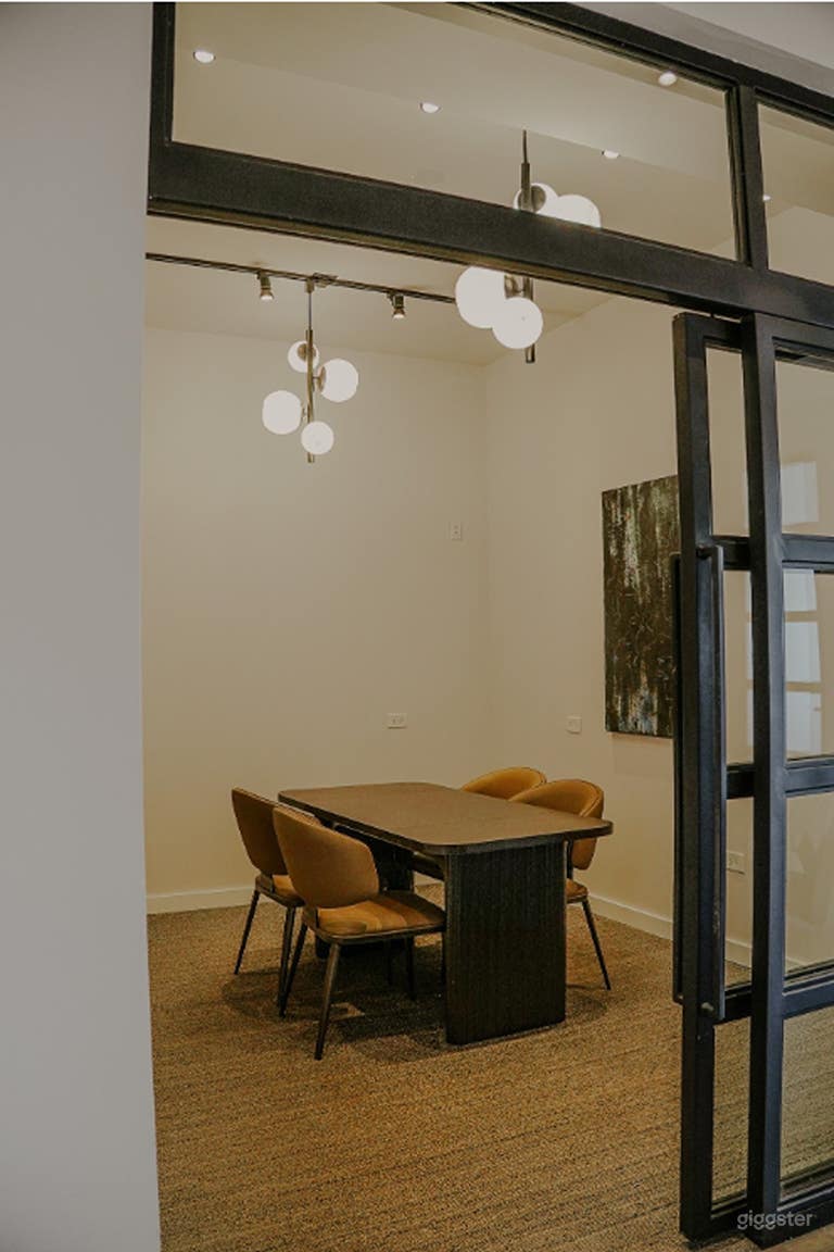  Modern Private Office Space 