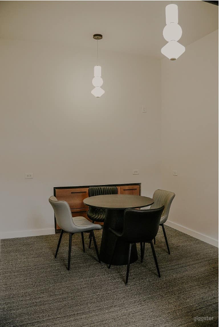  Modern Private Office Space 